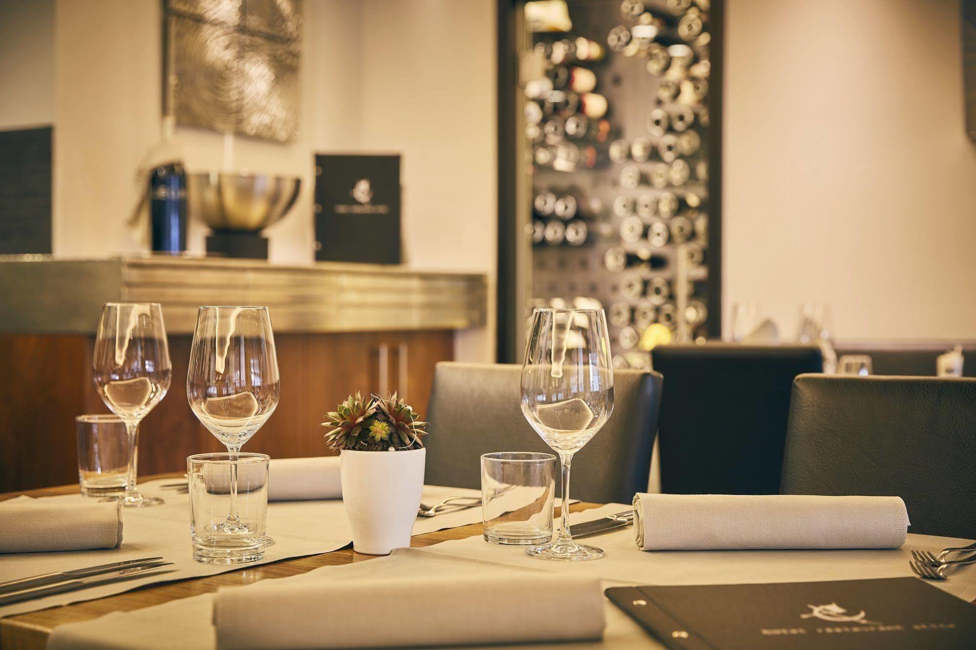 Elite Hotel Visp Ngoại thất bức ảnh