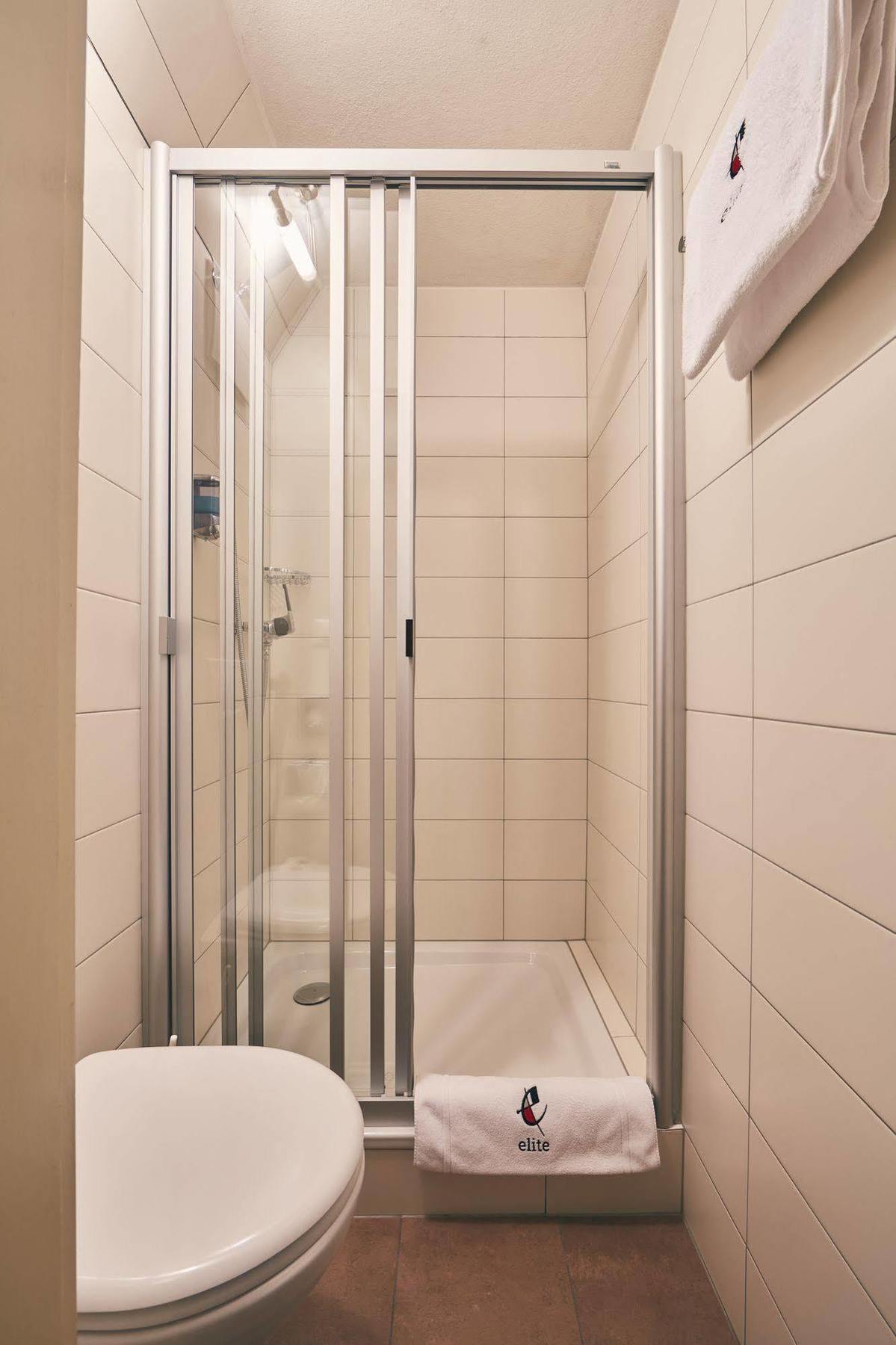 Elite Hotel Visp Ngoại thất bức ảnh